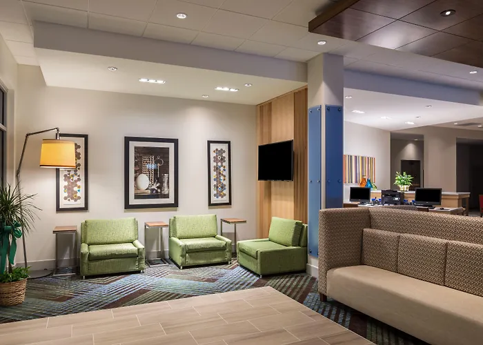Express By Ihg Hotel