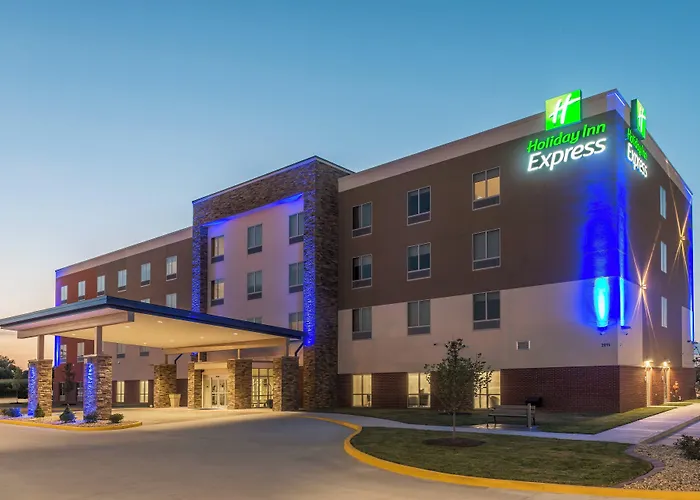 Express By Ihg Отель