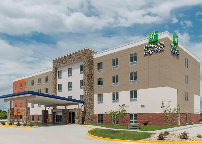 Express By Ihg Отель 3*